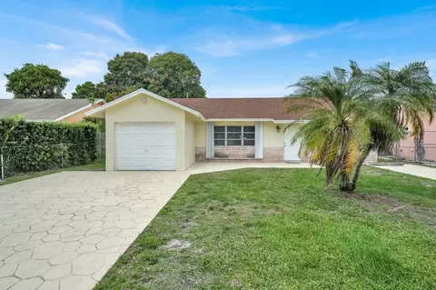 151 NE 26th Ave, Boynton Beach, FL 33435