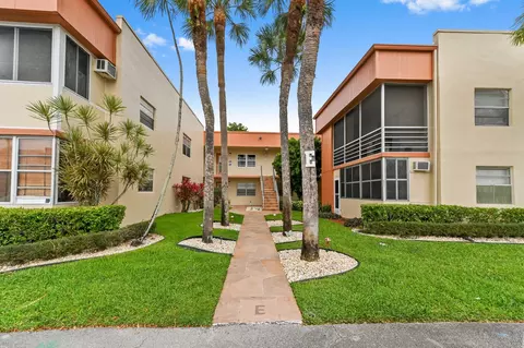 211 Piedmont E, Delray Beach, FL 33484