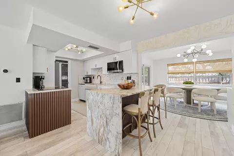 310 Wellesley Dr, Lake Worth Beach, FL 33460