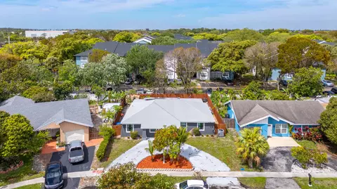 1408 SW 75th Ave, North Lauderdale, FL 33068