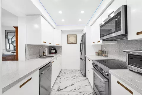 1101 River Reach Dr #311, Fort Lauderdale, FL 33315