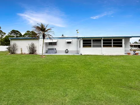 9296 SW Michelle Dr, Stuart, FL 34997 photo 4