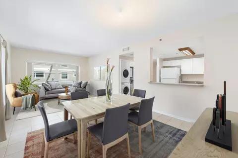 2901 Riverside Dr #201, Coral Springs, FL 33065