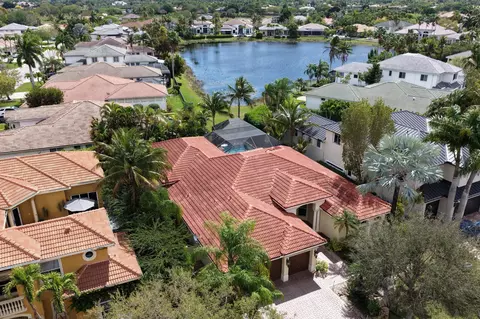 6666 NW 127th Ter, Parkland, FL 33076