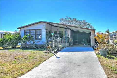 1352 Barefoot Cir, Barefoot Bay, FL 32976