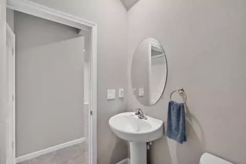 Bath - 5786 SEdgewater Cir, Stuart, FL 34997 photo 4 of 4