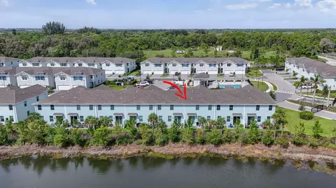 View/Area - 5786 SEdgewater Cir, Stuart, FL 34997 photo 10 of 11