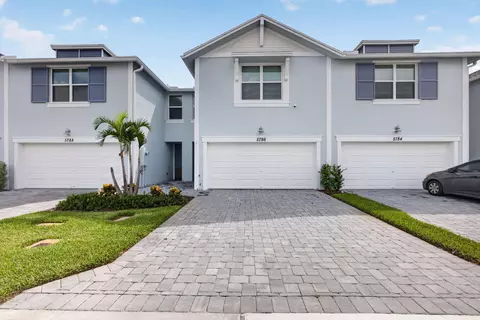 Exterior - 5786 SEdgewater Cir, Stuart, FL 34997 photo 1 of 8