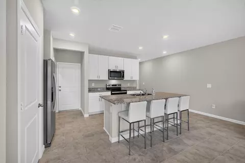 Entry Way - 5786 SEdgewater Cir, Stuart, FL 34997 photo 1 of 7
