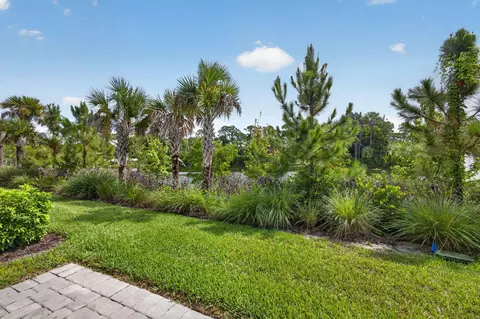 Exterior - 5786 SEdgewater Cir, Stuart, FL 34997 photo 6 of 8