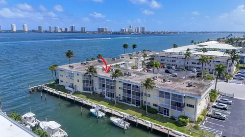 101 Doolen Ct #307, North Palm Beach, FL 33408