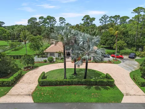 8777 Estate Dr, West Palm Beach, FL 33411