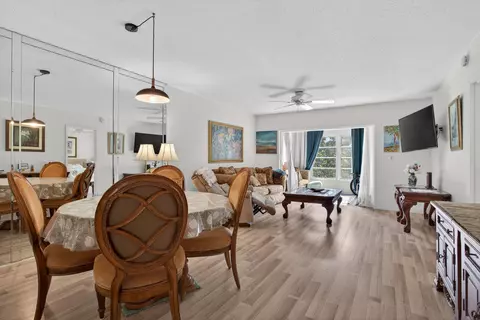1030 Country Club Dr #407, Margate, FL 33063