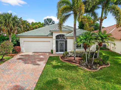 8706 Bellido Cir, Boynton Beach, FL 33472