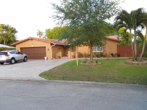 2755 NW 84th Ave, Coral Springs, FL 33065