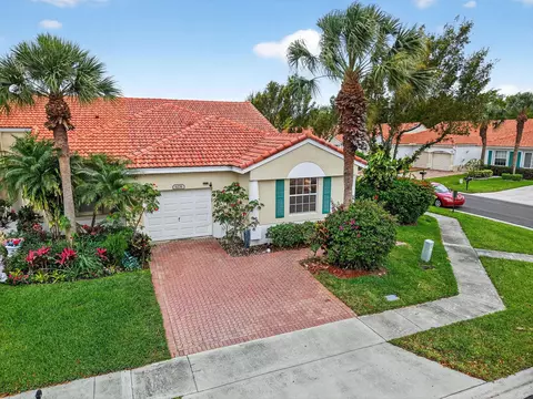 6276 Heliconia Rd, Delray Beach, FL 33484