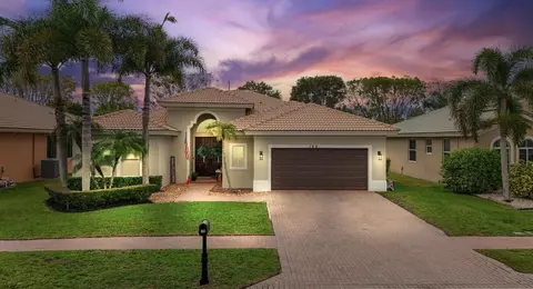 144 Bella Vista Way, Royal Palm Beach, FL 33411