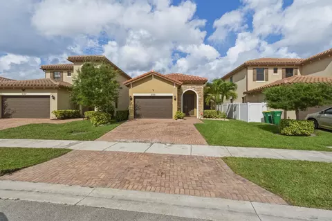 5105 NW 51st Ter, Tamarac, FL 33319