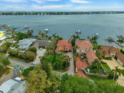 View/Area - 881 SE Saint Lucie Blvd, Stuart, FL 34996 photo 9 of 9