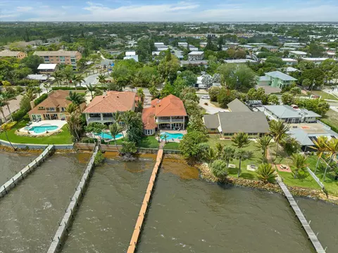View/Area - 881 SE Saint Lucie Blvd, Stuart, FL 34996 photo 7 of 9