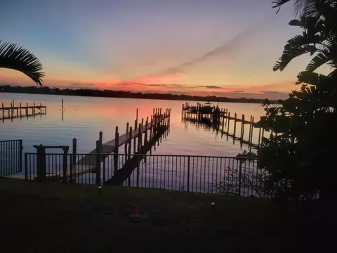 View/Area - 881 SE Saint Lucie Blvd, Stuart, FL 34996 photo 1 of 9