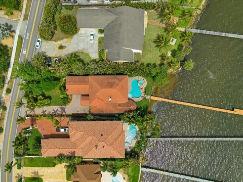 View/Area - 881 SE Saint Lucie Blvd, Stuart, FL 34996 photo 8 of 9