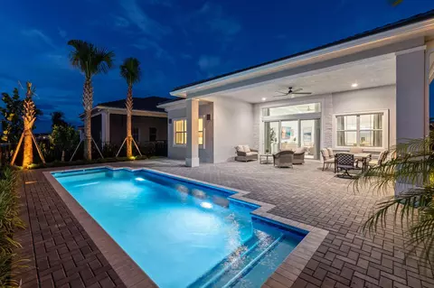 10099 Regency Way, Palm Beach Gardens, FL 33412