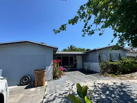 4310 NE 1st Ter, Pompano Beach, FL 33064