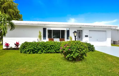 2113 SW 15th St, Boynton Beach, FL 33426