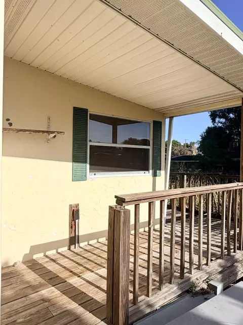 Exterior - 4046 SE 26th St, Okeechobee, FL 34974 photo 6 of 8