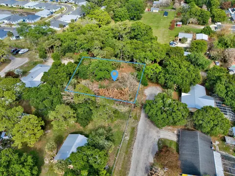 1202 Australian Ave, Fort Pierce, FL 34982