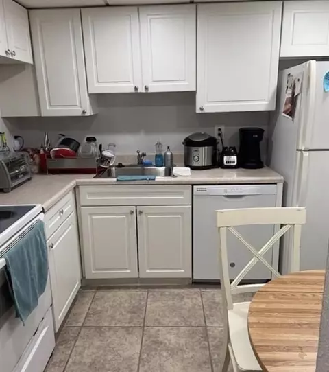 4344 NW 9th Ave #9-3F, Pompano Beach, FL 33064