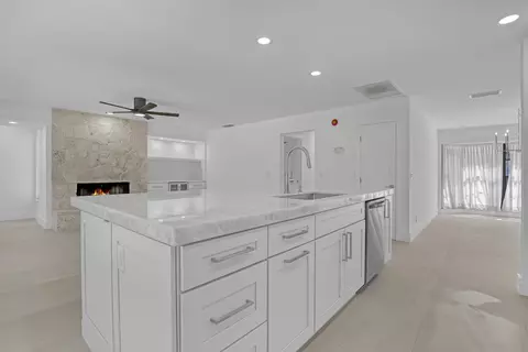 Kitchen - 163 Apollo Cir, Jupiter, FL 33477 photo 2 of 3