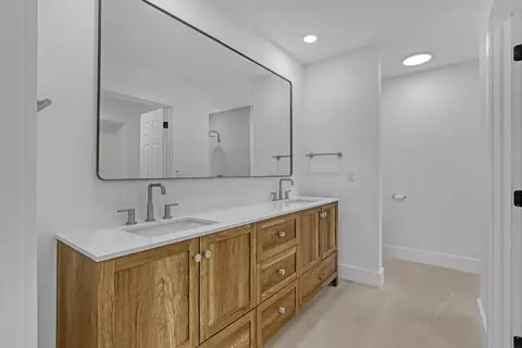 Bath - 163 Apollo Cir, Jupiter, FL 33477 photo 1 of 7