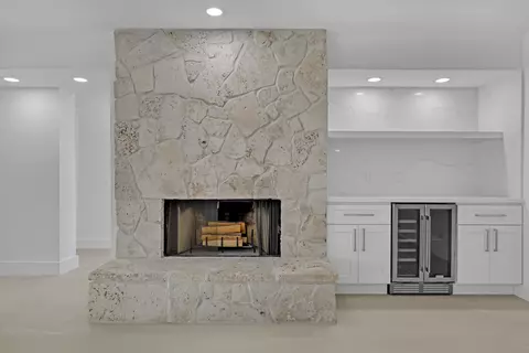 Living - 163 Apollo Cir, Jupiter, FL 33477 photo 3 of 6