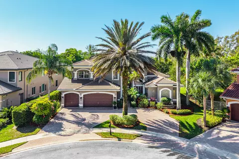 19582 Saturnia Lakes Dr, Boca Raton, FL 33498