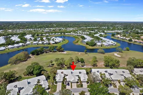 2424 SW Foxpoint Trl, Palm City, FL 34990