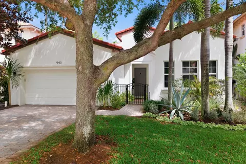943 Mill Creek Dr, Palm Beach Gardens, FL 33410