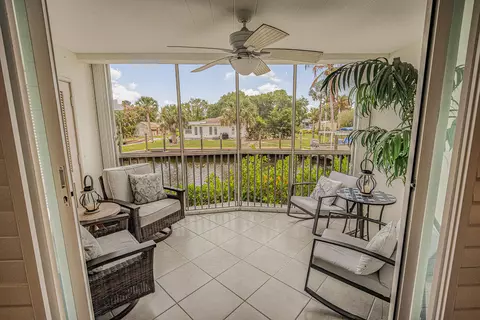 3901 SE Saint Lucie Blvd #B-13, Stuart, FL 34997