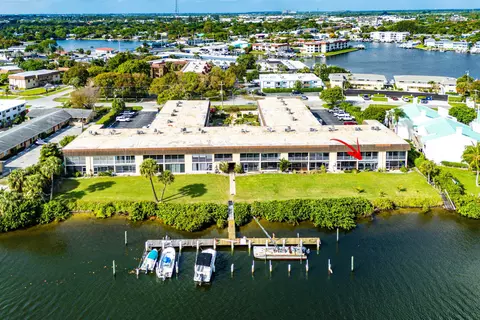 342 Southwind Dr #102, North Palm Beach, FL 33408