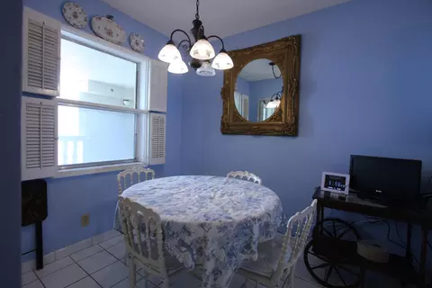 6768 N 10th Ave N #303, Lake Worth, FL 33467