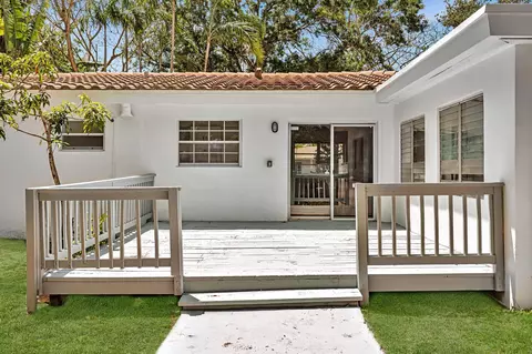 835 NE 16th St, Fort Lauderdale, FL 33304
