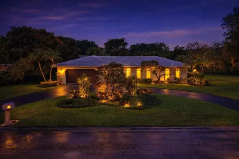 2620 NW 106th Dr, Coral Springs, FL 33065