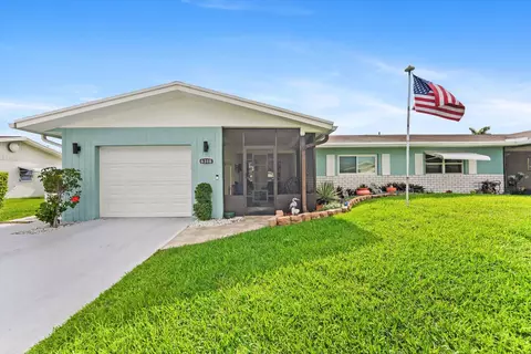 6318 Overland Dr, Delray Beach, FL 33484