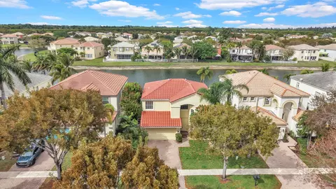 9037 Alexandra Cir, Wellington, FL 33414