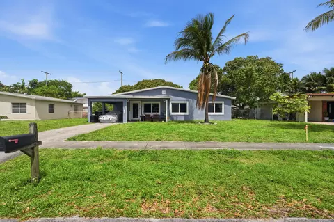 3821 NW 4th Pl, Lauderhill, FL 33311