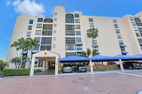7170 Promenade Dr #401, Boca Raton, FL 33433