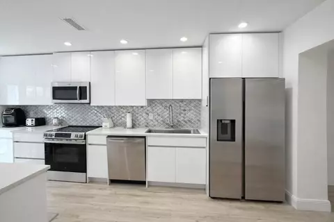 4 Westgate Ln #4C, Boynton Beach, FL 33436