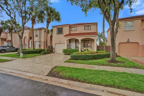1264 NW 110th Ave, Plantation, FL 33322