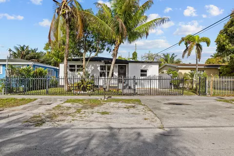 11610 NW 11th Ave, Miami, FL 33168